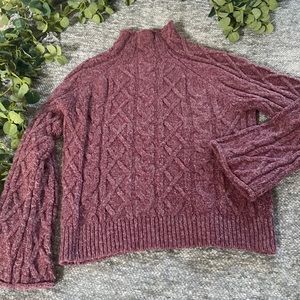 Universal Threads Sweater